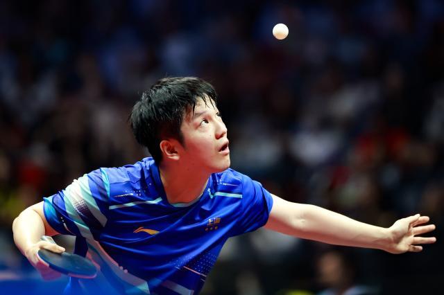 1763005027934096156.jpg 全运会丨乒乓球——男子单打:樊振东晋级16强XxjpseC000498_20251110_MVPFN0A001.jpg