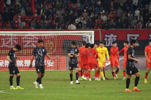 1763262620884097698.jpg T2.jpg