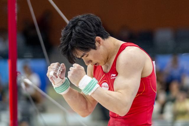 1763434730666064469.jpg 全运会|体操——男子单杠决赛:张博恒夺冠XxjpseC003125_20251117_MVPFN0A001.jpg