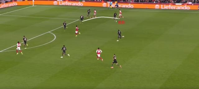 赖斯带球 (2).png