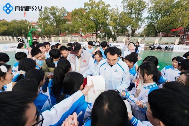 1765077284054034428.jpg 1238368143.jpg