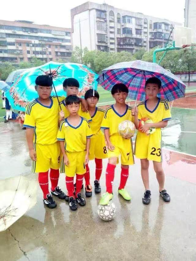 1765257225159059685.jpg 11.jpg