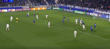 1765324458724035998.gif 压切94.gif