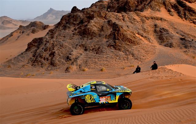 1767642824363097054.jpg M01_9309.jpg