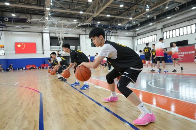 1769939918930004857.jpg 4.jpg