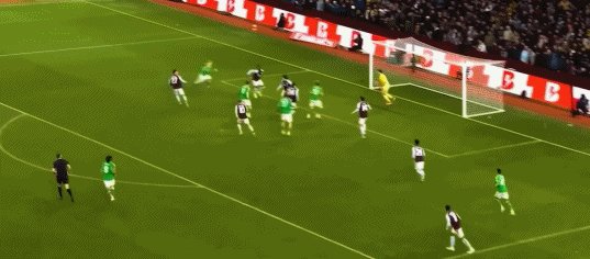 1771132794137065668.gif 托纳利远射2.gif