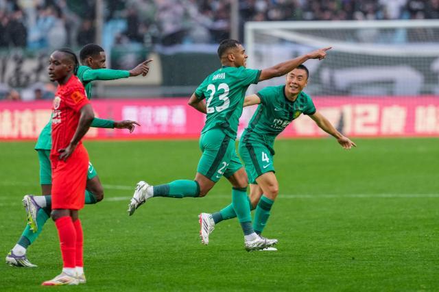 1772386107354091011.jpg (体育)(4)足球——足协超级杯:北京国安夺冠XxjpseC000215_20260301_PEPFN0A001.jpg