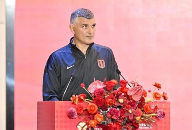 1772592701495081840.jpg 阿洛伊西.jpg