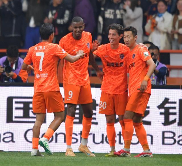 1772976105398089942.jpg 侯永永.jpg