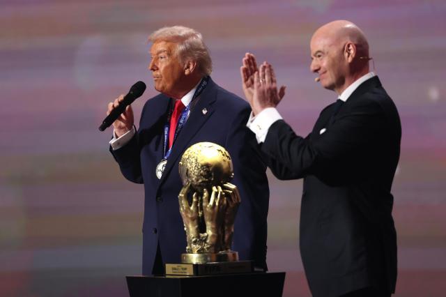 infantino trump.jpg