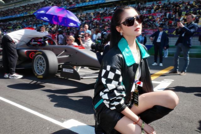 2026.03.14 2026F1世界锦标赛中国大奖赛 关晓彤 微博@关晓彤工作室 图片11.jpg