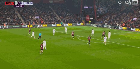 1774049807528048199.gif 曼联.gif