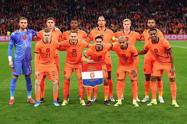 1774666050260099323.jpg 2268120435-612x612.jpg