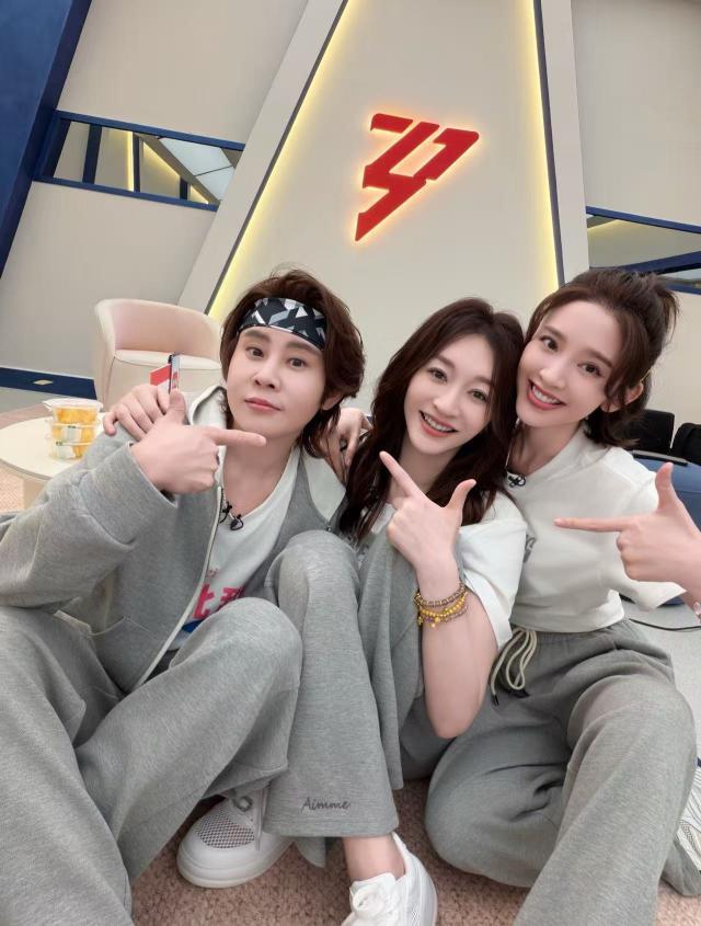 1775882473174063621.jpg 王濛 乘风2026 微博@王濛 图片1.jpg