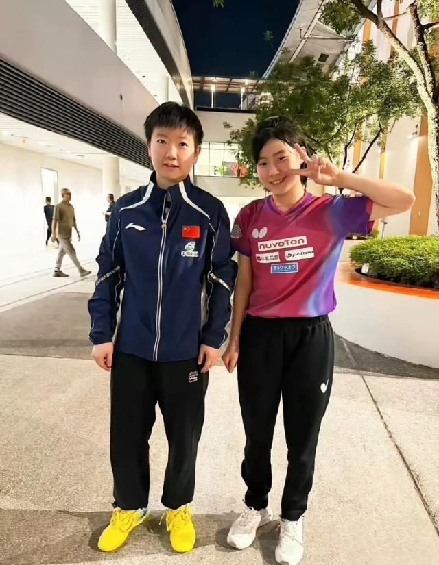 孙颖莎 松岛美空 WTT新加坡大满贯2026 微博@爱看球的老陈 图片1.jpg