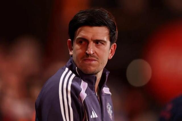 1776261189645059979.jpg 21.jpg