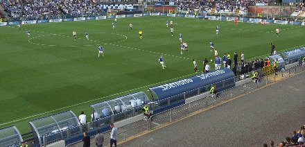 1777766889453098229.gif