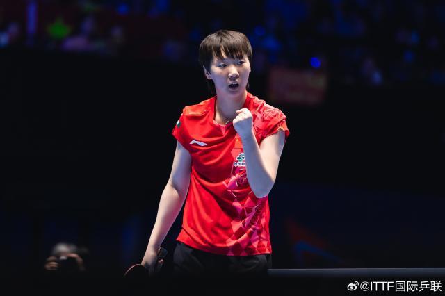 2026.05.09 2026伦敦世乒赛团体赛 女子团体半决赛 中国3-0罗马尼亚 王曼昱 微博@ITTF国际乒联 图片1.jpg