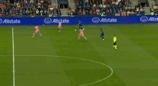 1778732995084073120.gif 00.gif