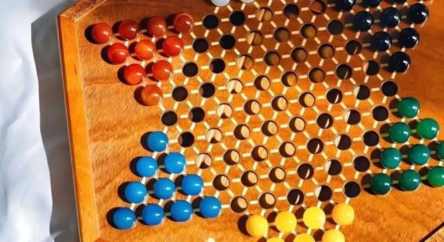 跳棋.jpg