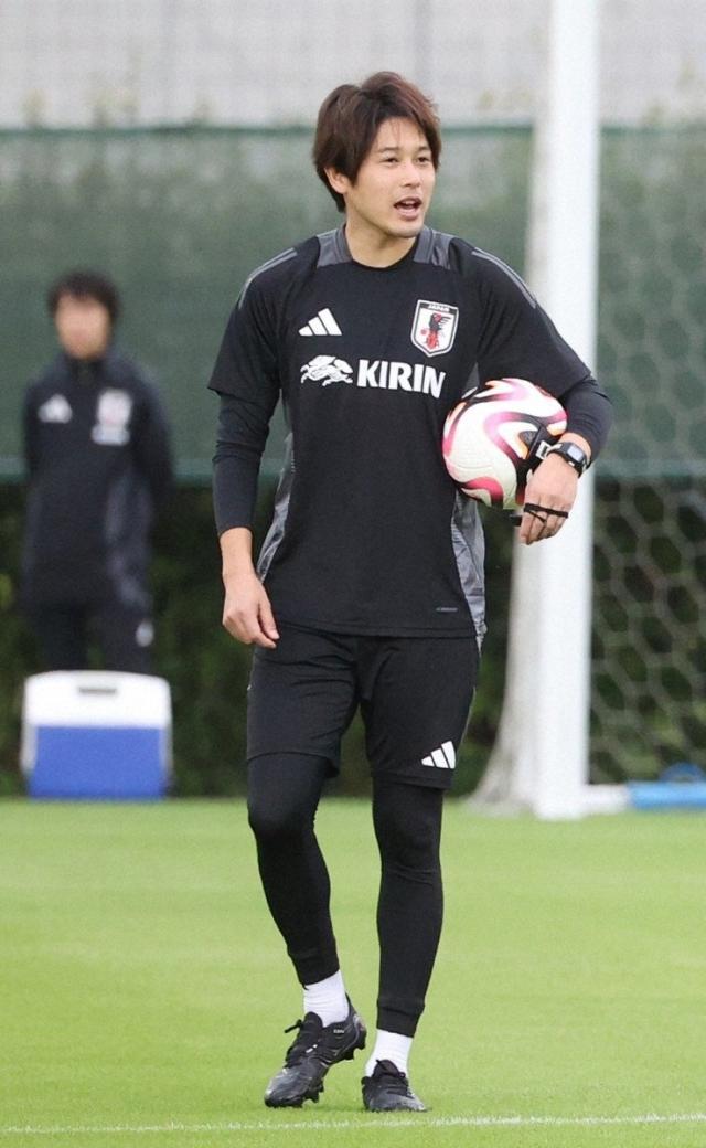 HIlTbCWbAAA7GK.jpg