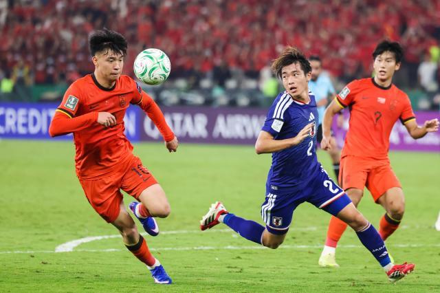 （体育）（16）足球——U23亚洲杯决赛：中国队对阵日本队XxjpseC000011_20260125_PEPFN0A001.jpg