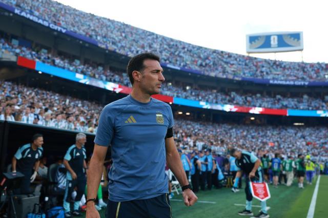 1783831757872077302.jpg scaloni 2.jpg