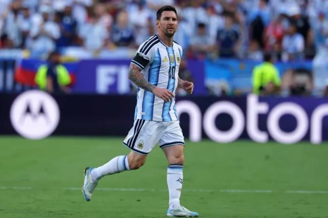 1783837515697057013.png messi.png