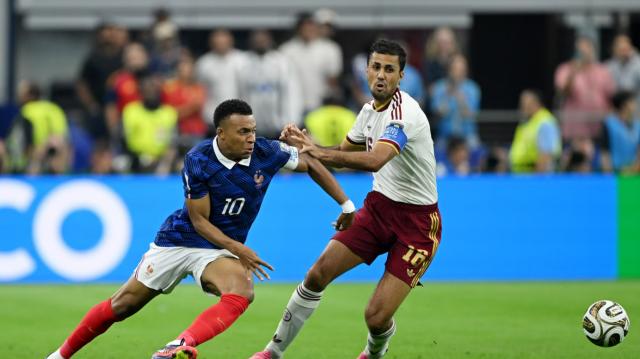 1784111799432016894.png mbappe rodri.png