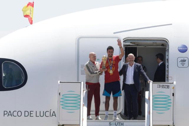 1784599262290035940.jpg rodri.jpg