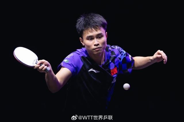 1785850750113093728.jpg 2026.08.04 WTT横滨冠军赛2026 男单十六分之一决赛 松岛辉空3-1周启豪(14-12 11-9 9-11 11-9) 微博@WTT世界乒联 图片1.jpg