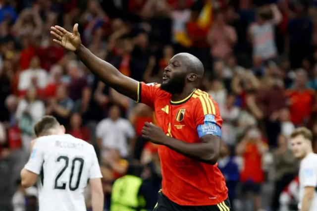 1786440145883025707.png lukaku.png