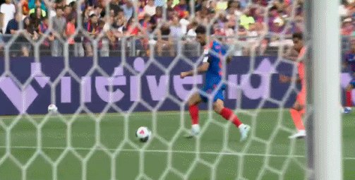 1786926550875038837.gif
