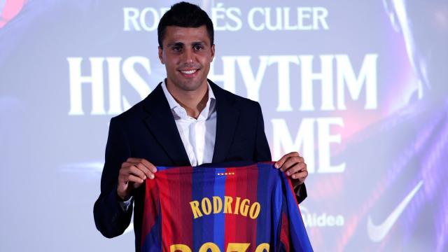 1787123600775080029.jpg skysports-rodri-barcelona_732516.jpg