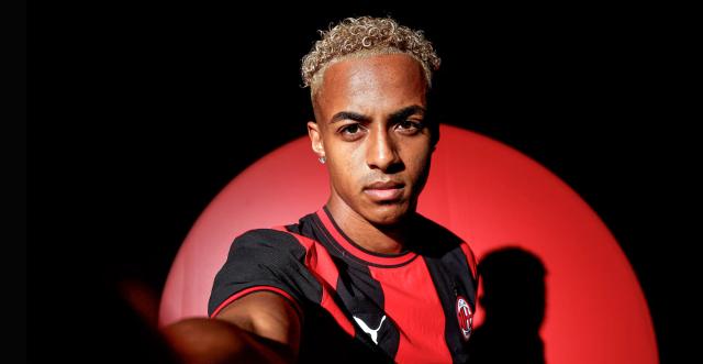1788229849095010483.png ac milan.png