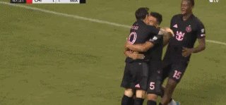 卡塞米罗进球.gif