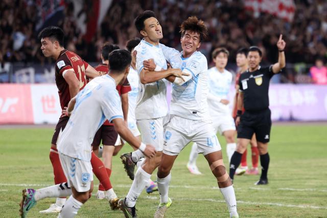 （体育）（6）足球——足协杯：兰州陇原竞技队晋级八强XxjpseC000004_20260723_PEPFN0A001.jpg