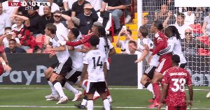 1789229017381077392.gif liv ful 22.gif