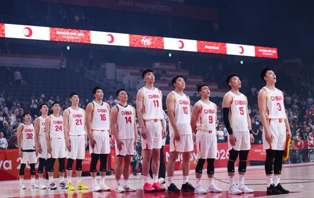 （亚运会）（14）篮球——男子小组赛：中国队晋级八强XxjpseC000148_20260914_PEPFN0A001.jpg