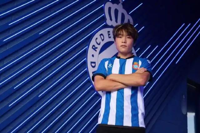 dcc151b5-327b-42e7-93b6-36e652afc9af.png