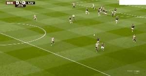 1792253517686066817.gif bre liv 21.gif