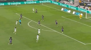 1792282625467045999.gif