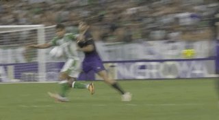 1792282628390052485.gif