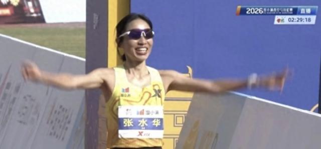 1792300068419020057.jpg 2026西安马拉松赛 张水华.jpg